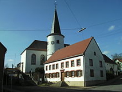 Gersheim-Reinheim, Pfarrkirche St. Markus und B.M.V. (Beatae Mariae Virginis = der seligen Jungfrau Maria)