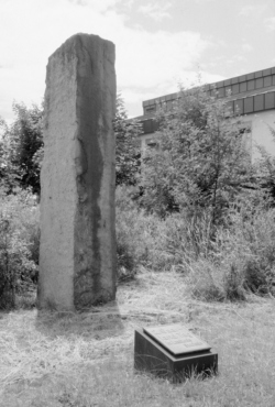 Saarlouis, Klein, Monolith